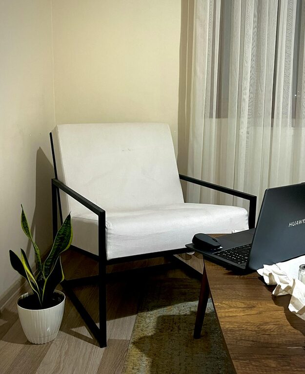 How to Keep Your Entryway Clean and Simple: Easy Tips for a Tidy Space